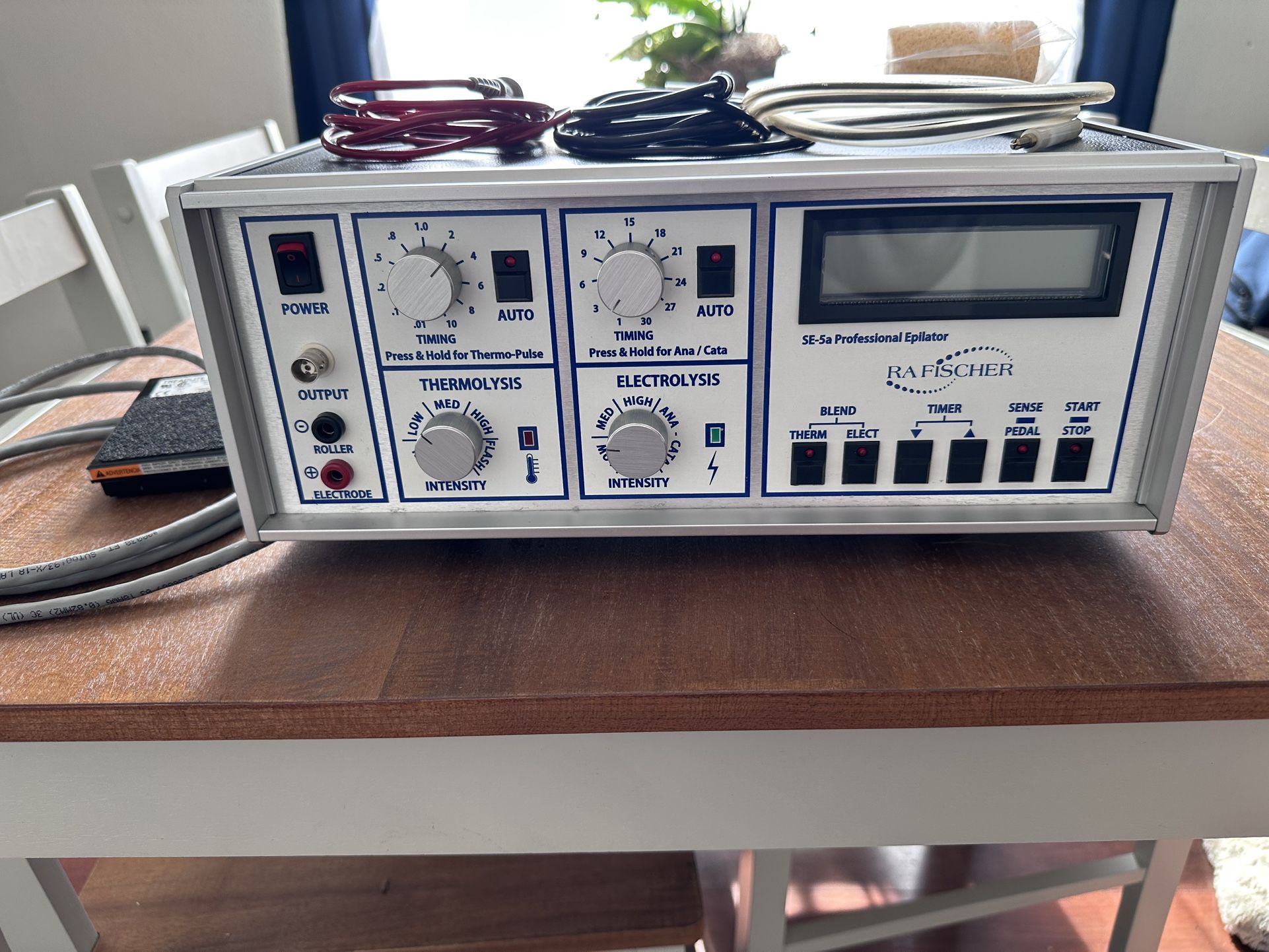 RA Fischer SE-5 Electrolysis Machine