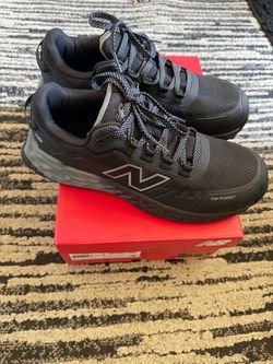 New Balance Toe Composite Work shoes with Toe Protect