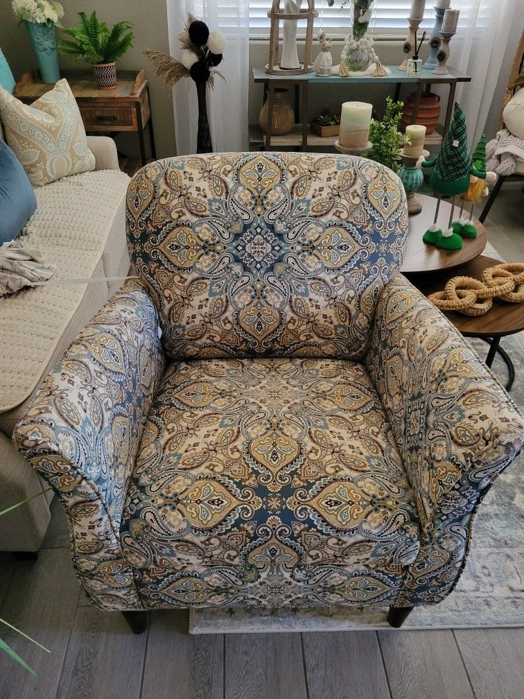 Free!! Chair