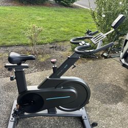         Exercise bike  OVICK XCycle Q200