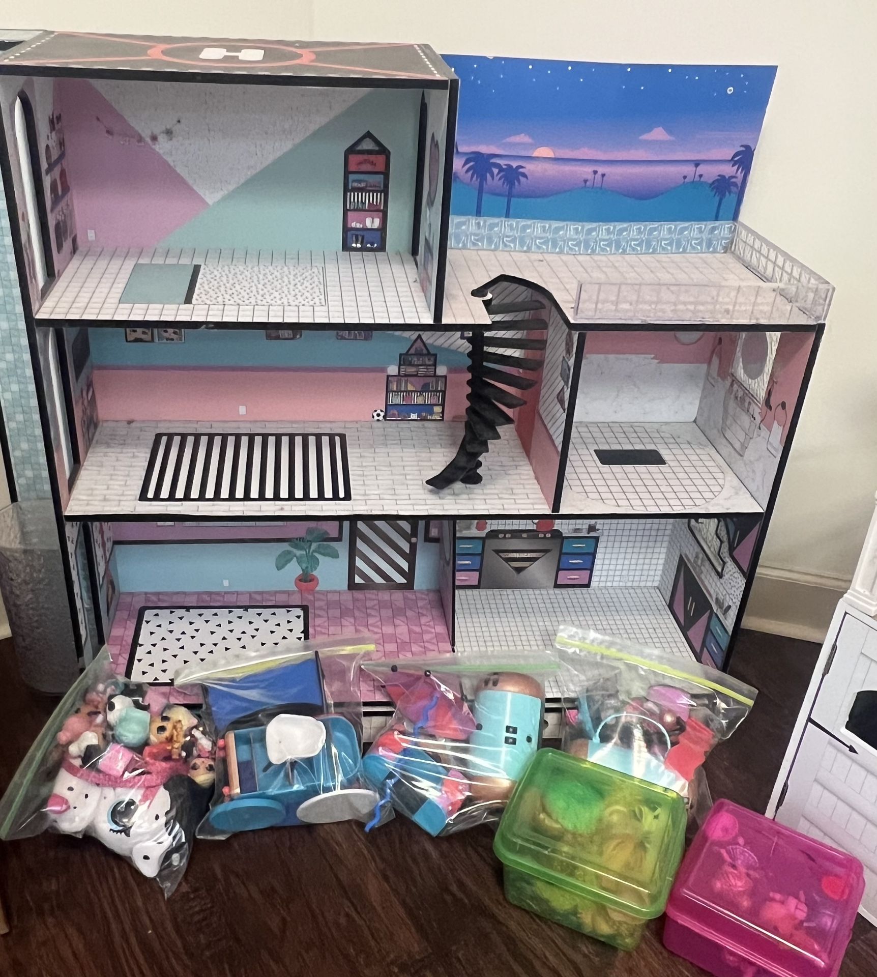 LOL Dollhouse