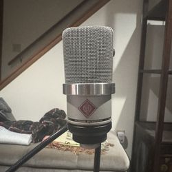Neumann TLM 102 Large-diaphragm Condenser Microphone - Nickel