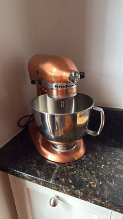 KitchenAid stand mixer - hardly used, $400 new