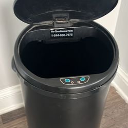 Electric Trash Can 
