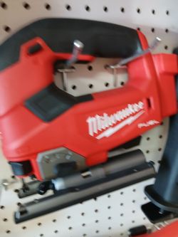 Milwaukee new jig saw fuel