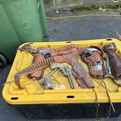 Roy Rogers Toy Guns. The fanner 50 gun and holsters