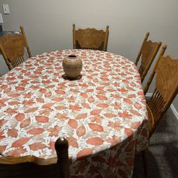 Dinner Table. For 6 Or 4