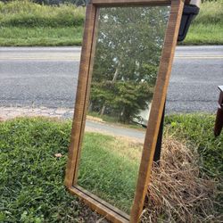 2 Mirrors