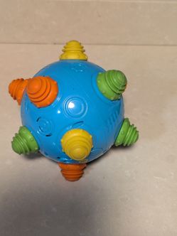 Musical bumble ball