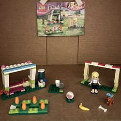 LEGO Friends Stephanie’s Soccer Practice (41011)