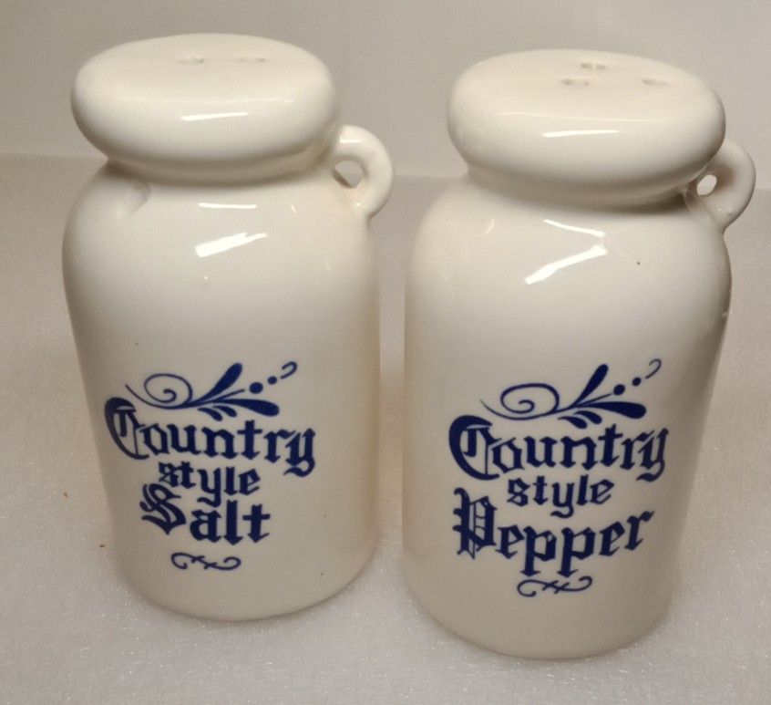 Vintage Country Style Milk Can Farmhouse Ceramic Salt And Pepper Shakers