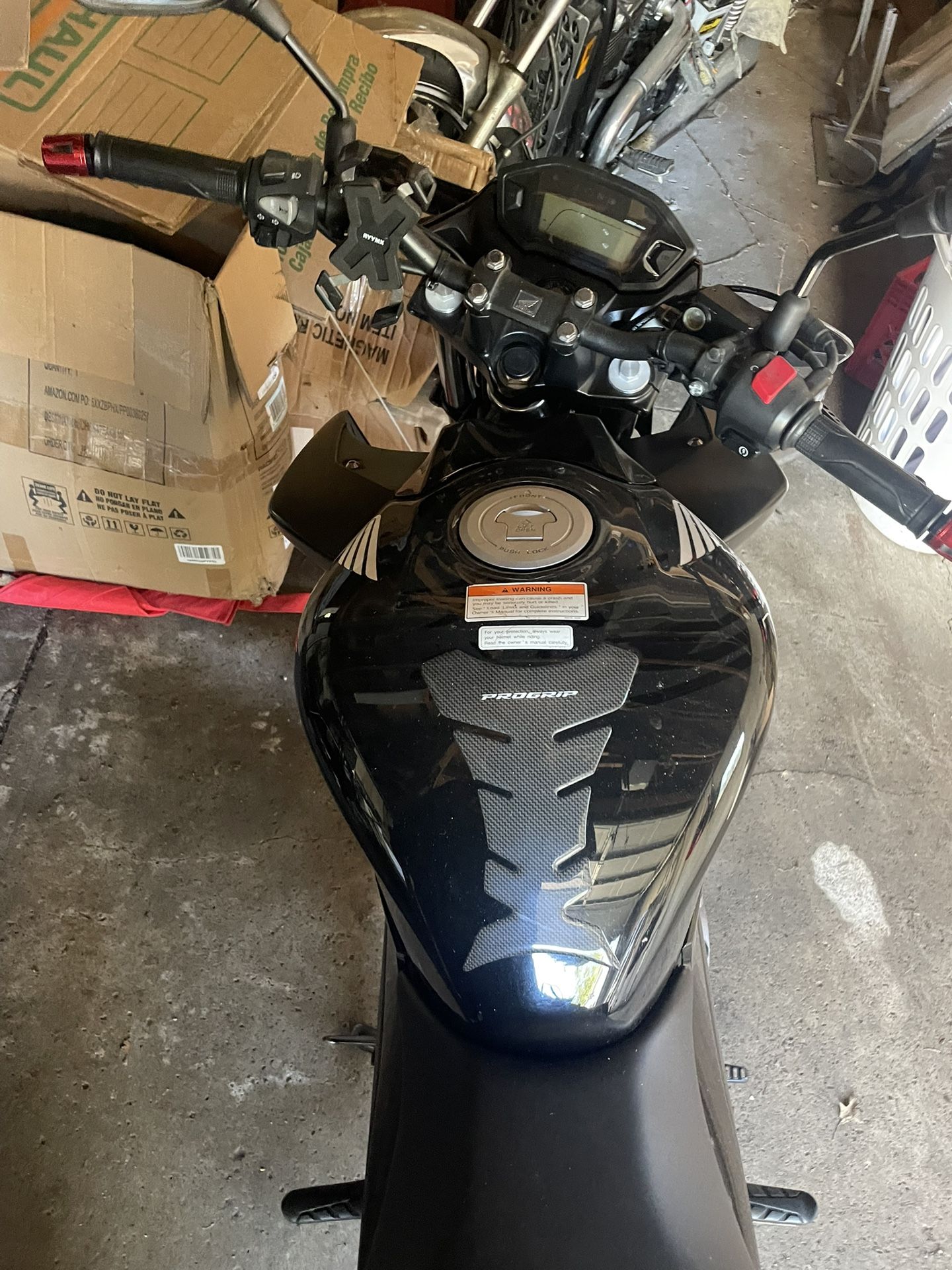 2017 Honda CB300f