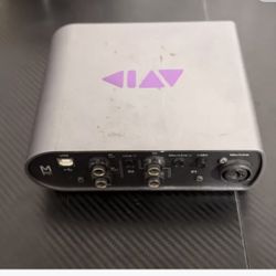 Mbox 3 Audio Interface 