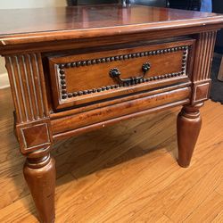 1 Coffee Table and 2 Side Tables 