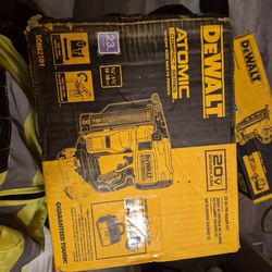 Dewalt 23 GA pin nailer kit
