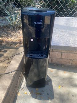 Primo water dispenser bottom loading