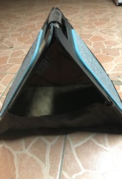 Cat House w scratching post