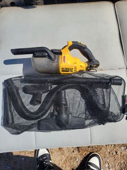 Dewalt vacuum.