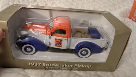 1937 Studebaker Pickup 1:24 Die Cast Replica