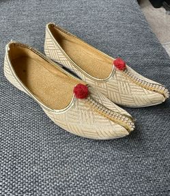 Indian traditional footwear, New