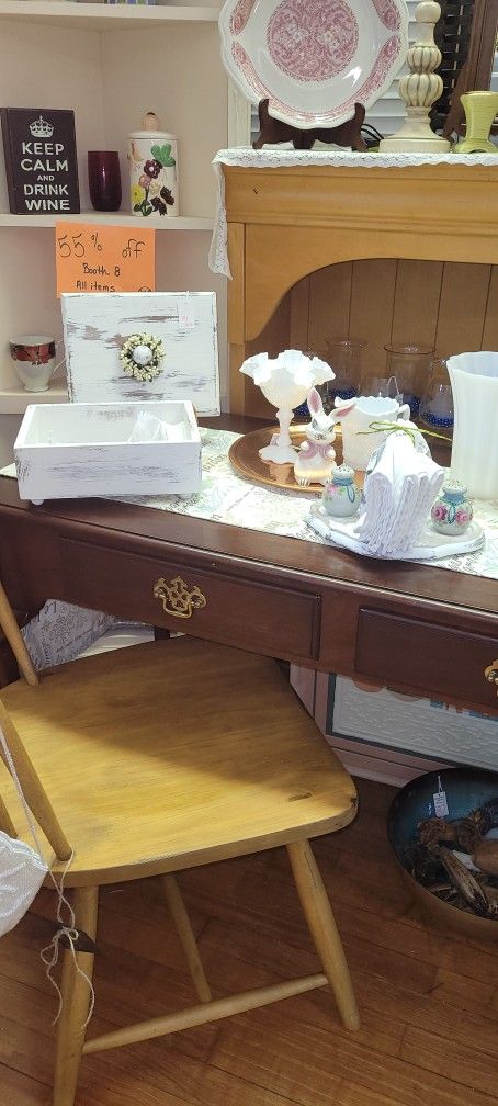 Fenton Milk Glass 50% Off At Collins Street Junction Antique Shop In Plant City 