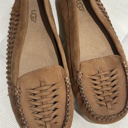 Ugg woman loafers