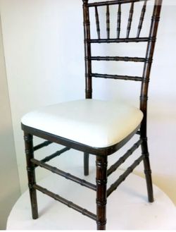 Chiavari chair cushions Vinyl Black (Not Chairs only cushion).
