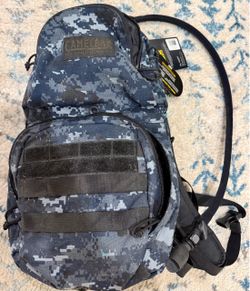 Camelbak hiking backpack navy USN