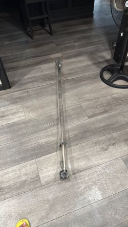 Curtain rod