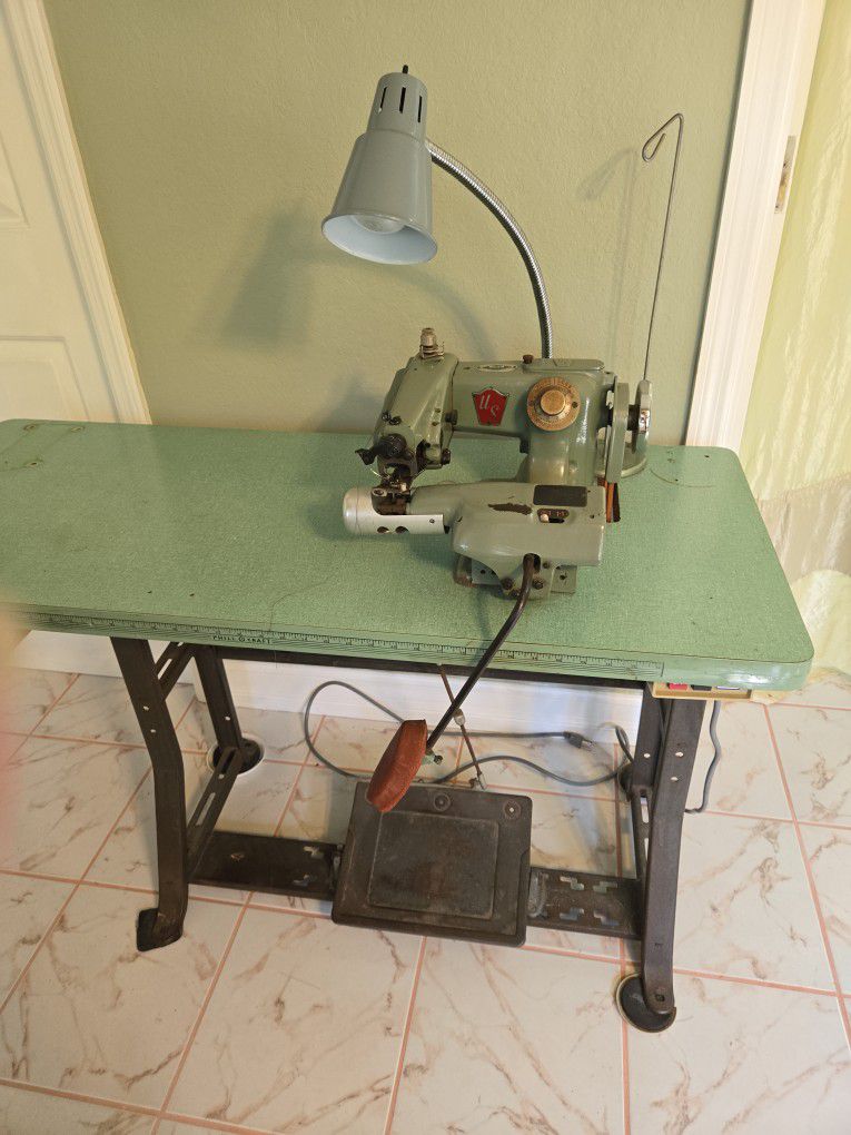 US Blind Sewing Machine Model 718-9