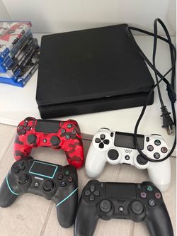 PlayStation 4 with 4 controllers and all games
