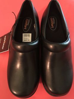 NWT BLACK SAFETY CLOG SHOES