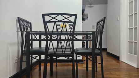 Dining set
