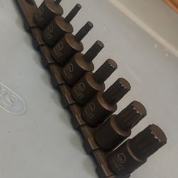 Matco Tools 8 PIECE 3/8" DRIVE IMPACT TRIPLE SQUARE ADV BIT SET