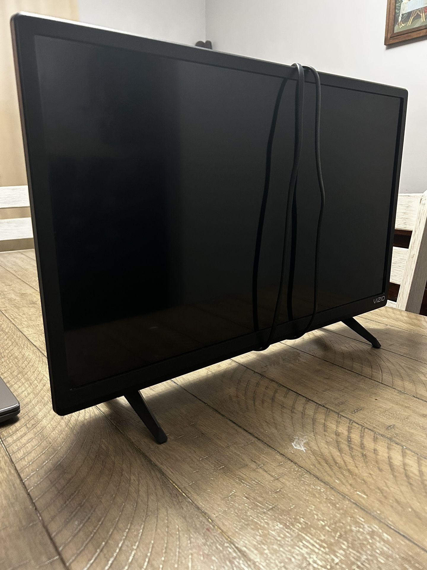 28inch Vizio Smart Tv