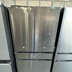 Samsung New Fridge Scratch & dent 