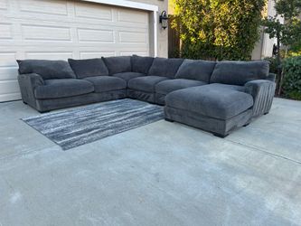 Oversized Charcoal Gray Sectional – Deep Seat Lounge Couch