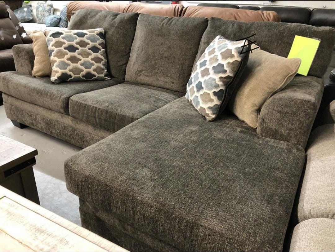 Stonemeade Sofa Chaise
Ashley Furniture $20 Down Payment and delivery available 