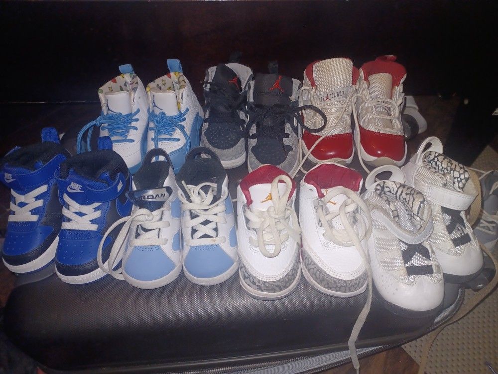 Lot Of Dize 4c Baby Jordan's