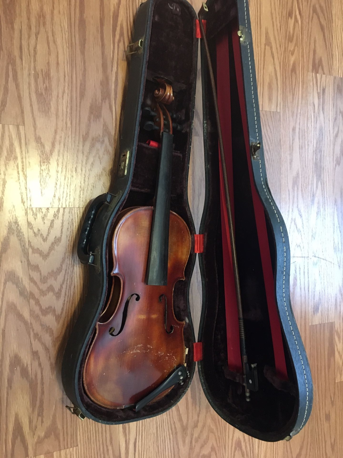 Copy of Franz Joseph Pfretschner violin, 3/4 size, made in Germany, with case