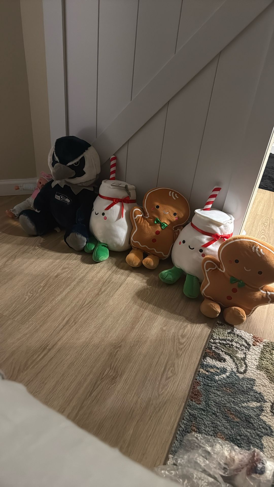 5 Plush Stuff Animals A Doll All Great Like New Condition $ 12 For All