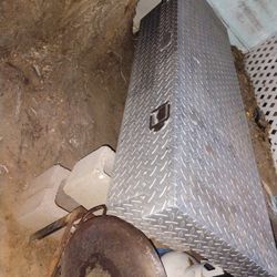 Aluminum Diamond Plate Tool Box 