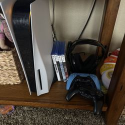 PlayStation 5, Games And Headset 