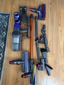 Dyson V10 Absolute Cordless Vacuum w/ Laser Fluffy Head, Accessories & Extra Filters - Parts/Repair