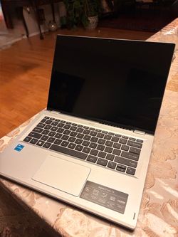 Acer Aspire 3 Spin 14” 2-in-1 Touchscreen Laptop – Excellent Condition