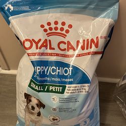 Dog food/free