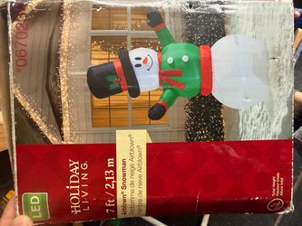 Holiday Living 7ft LED Inflatable Snowman