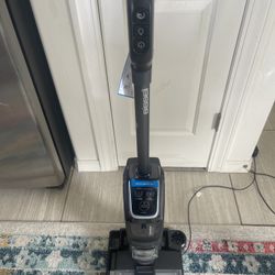 Bissell CrossWave OmniForce All in one surface cleaner.