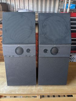 Pair of Acoustic Research M3 Holographic Imaging Floor Speakers