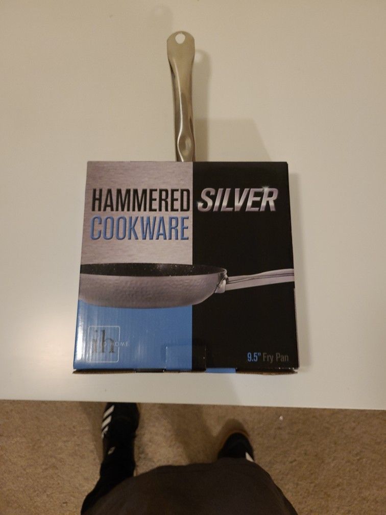 9.5 Inch Hammered Silver Frypan